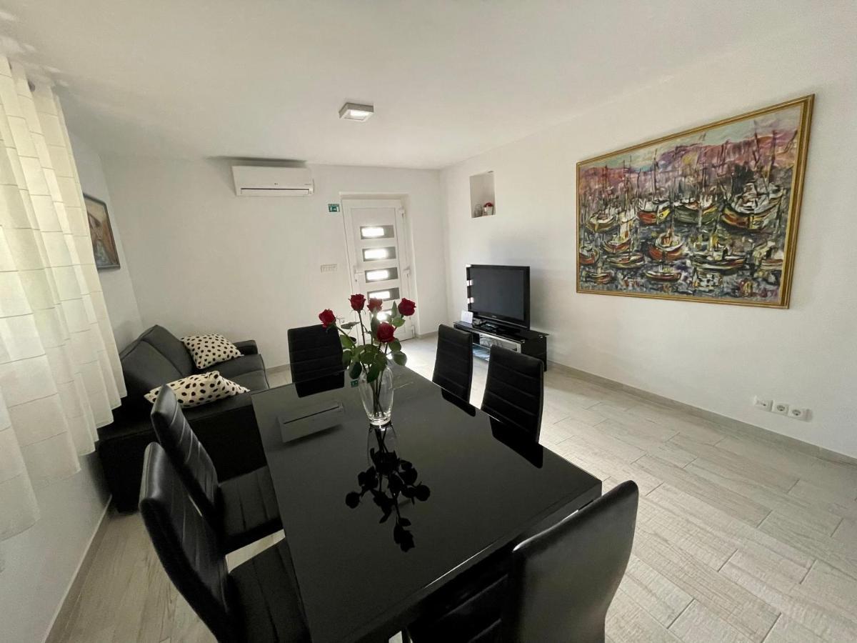 Apartment Paulina Trogir Exteriér fotografie
