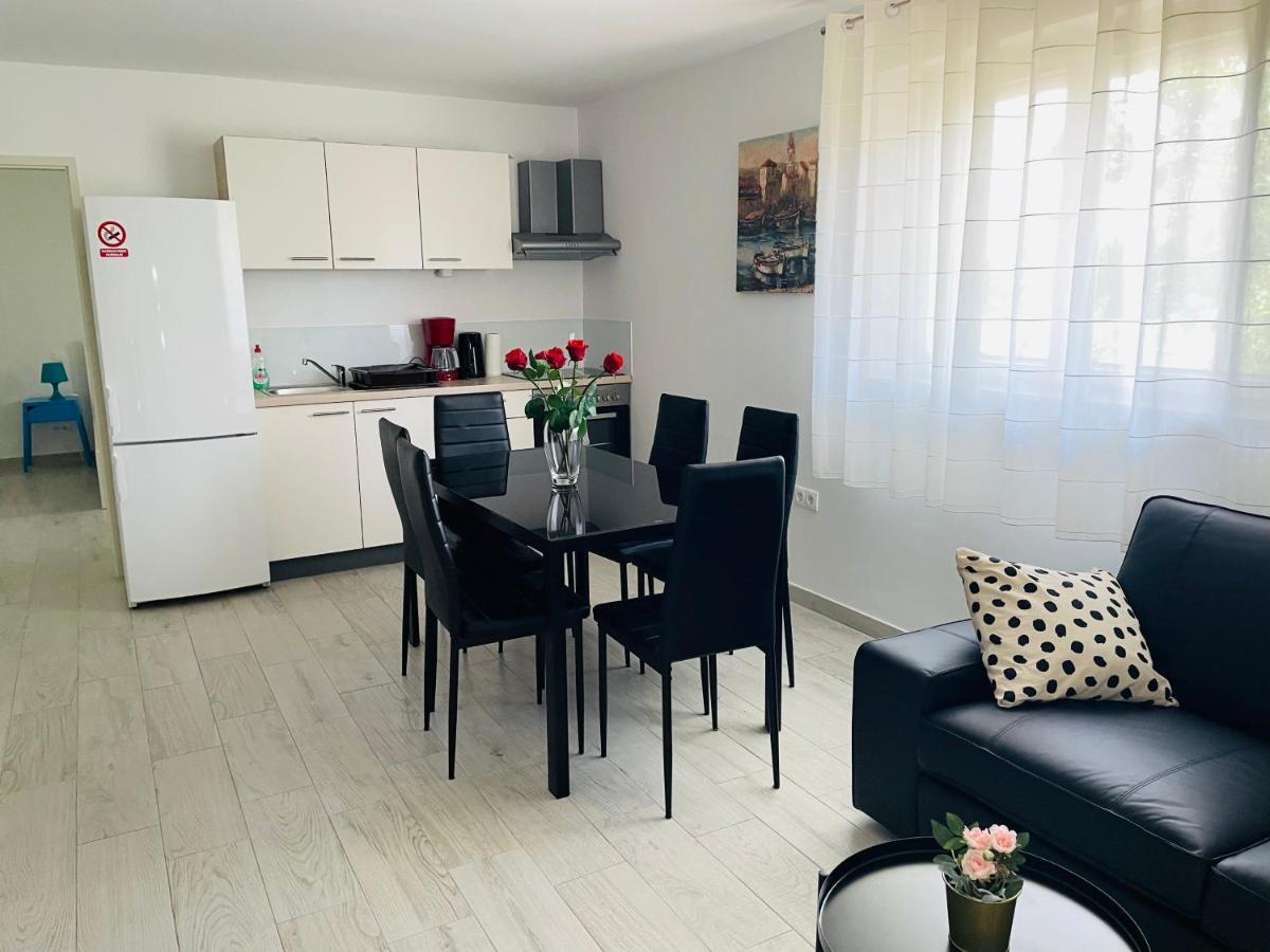 Apartment Paulina Trogir Exteriér fotografie